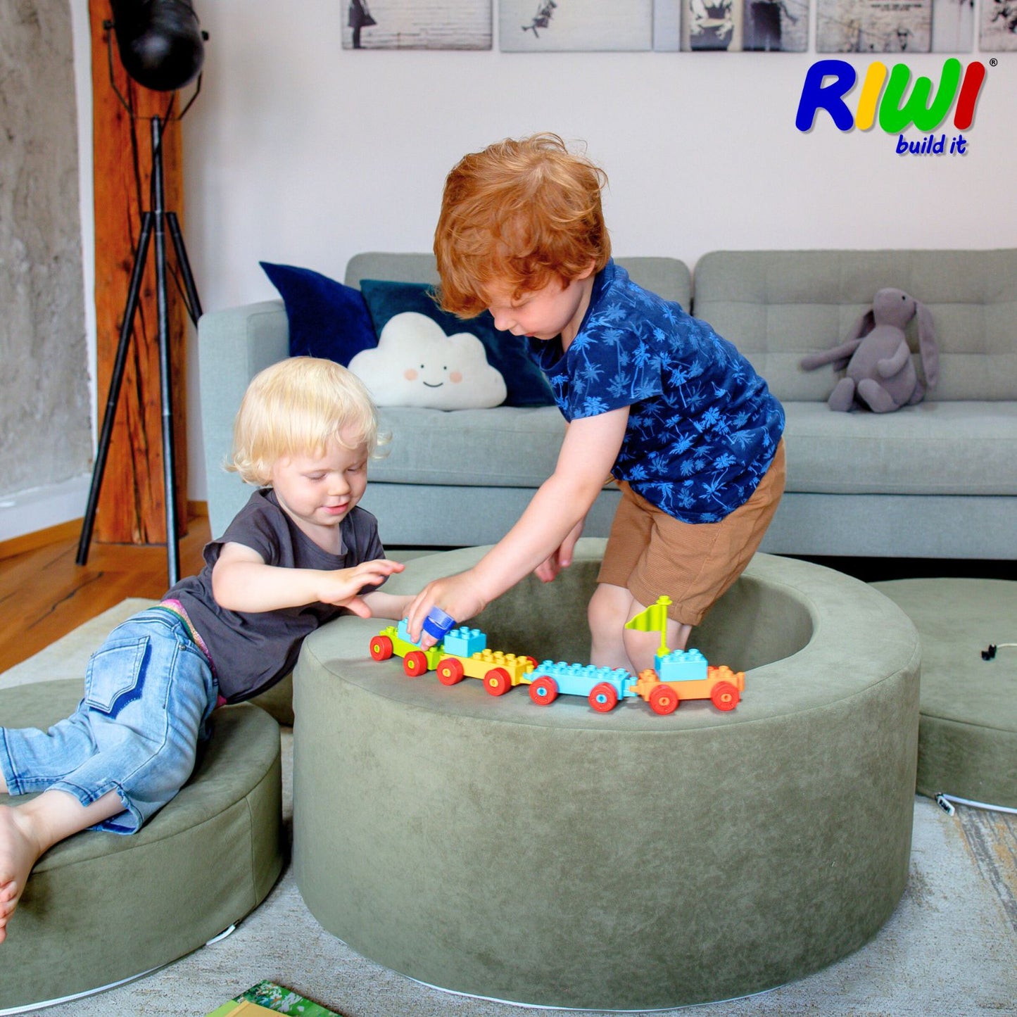 RIWI® Loop - modular play stool