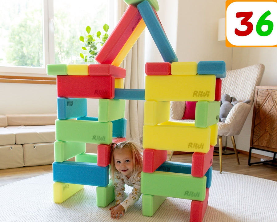 House made of 36 RIWI® mini blocks